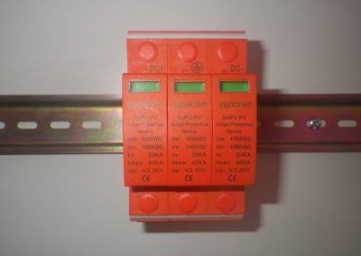 Descarregador de corrente 1000V DC - sunpowermz